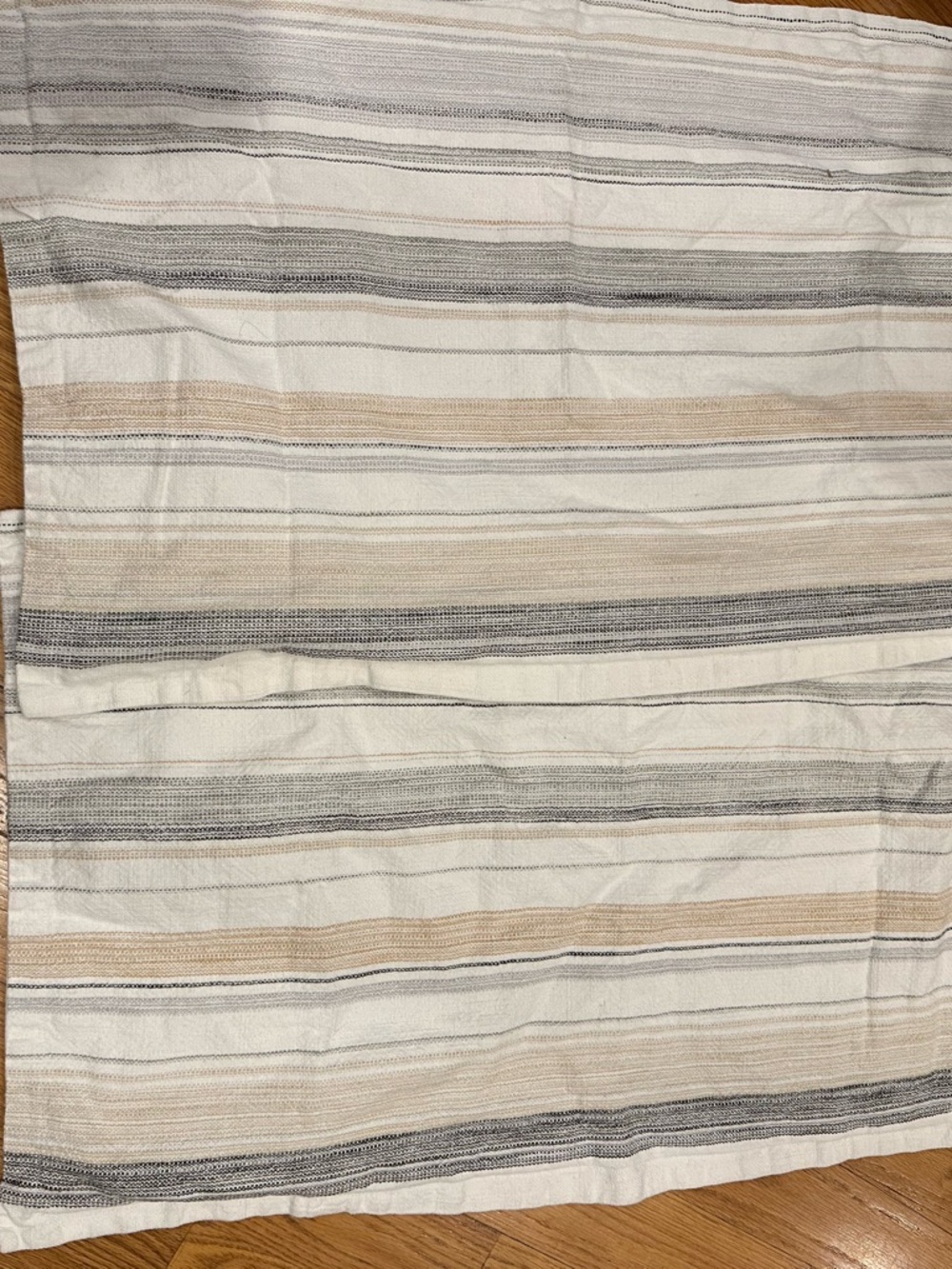 Pottery Barn Clayton Striped Duvet Cover & Matching Shams - Picture 5 of 10
